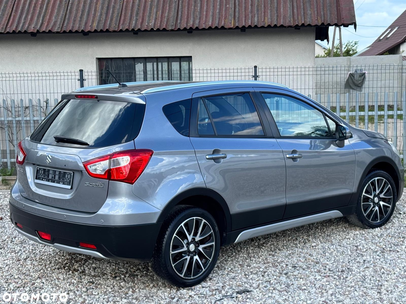 Suzuki SX4 S-Cross 1.6 DDiS Premium Plus - 14