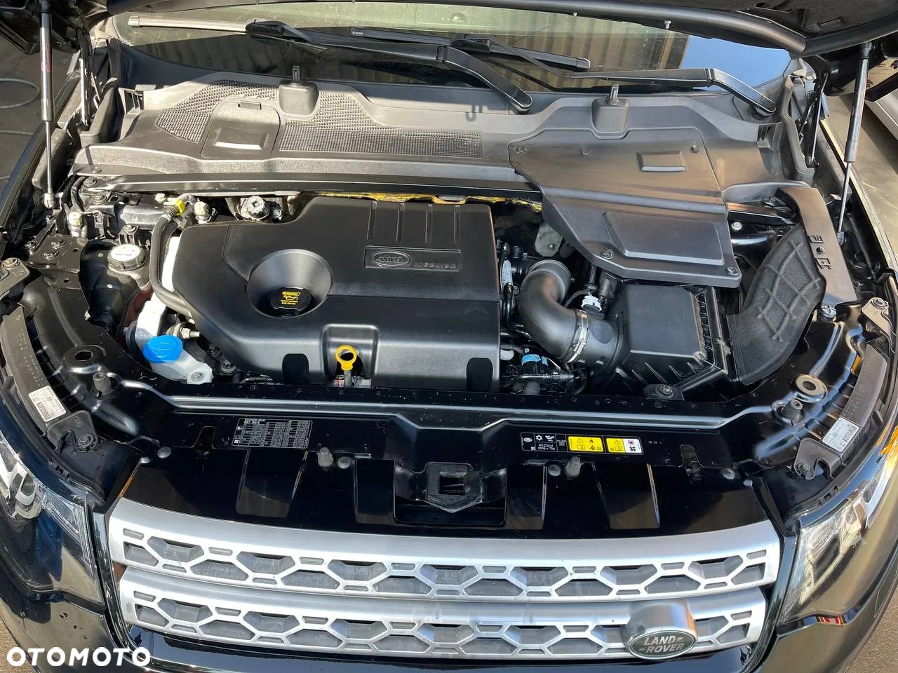 Land Rover Discovery Sport 2.0 TD4 HSE - 17