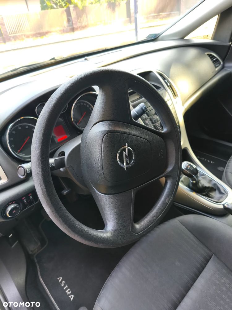 Opel Astra 1.6 - 16