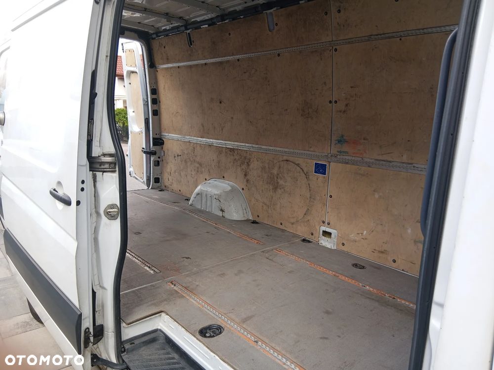Mercedes-Benz SPRINTER - 11