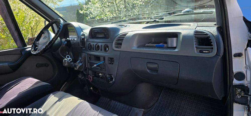 Mercedes-Benz Sprinter - 7