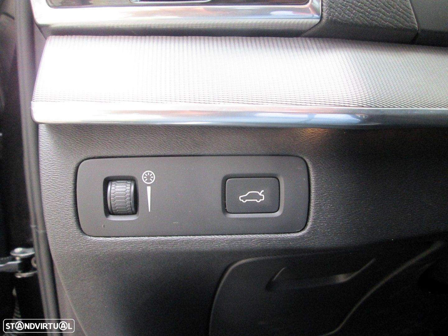 Volvo XC 90 2.0 D4 Inscription - 23