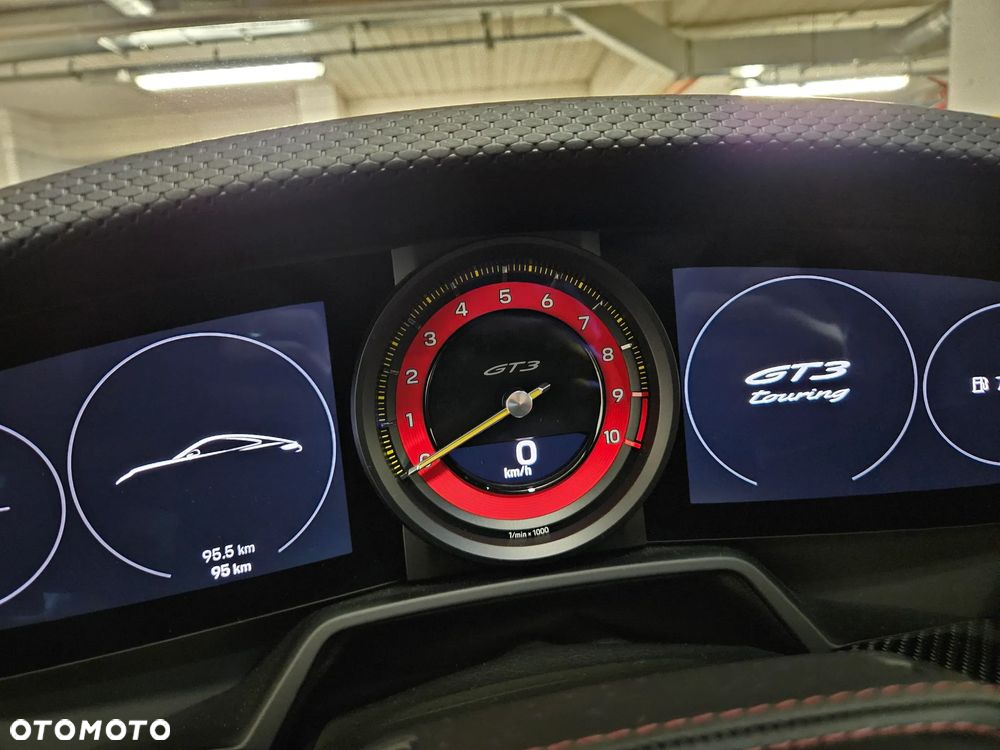 Porsche 911 GT3 Touring PDK - 6