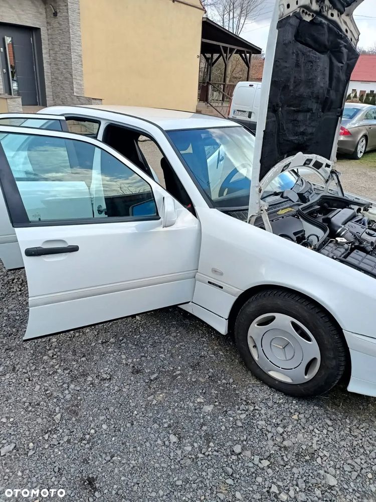 Mercedes-Benz Klasa C 220 D Classic - 7