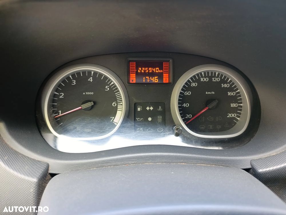 Dacia Duster 1.5 dCi 4x2 Ambiance - 14