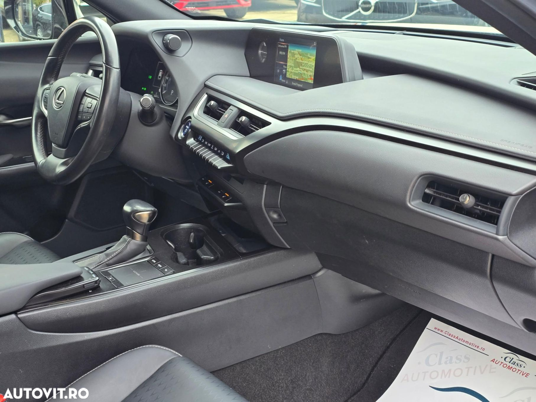 Lexus UX 250h 2.0L HEV 20H- (178 HP) 4X2 CVT Executive - 11