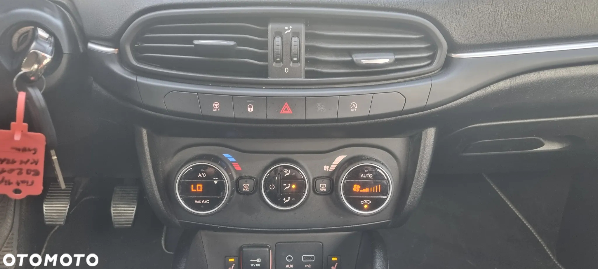 Fiat Tipo 1.4 T-Jet 16v Lounge EU6 - 27