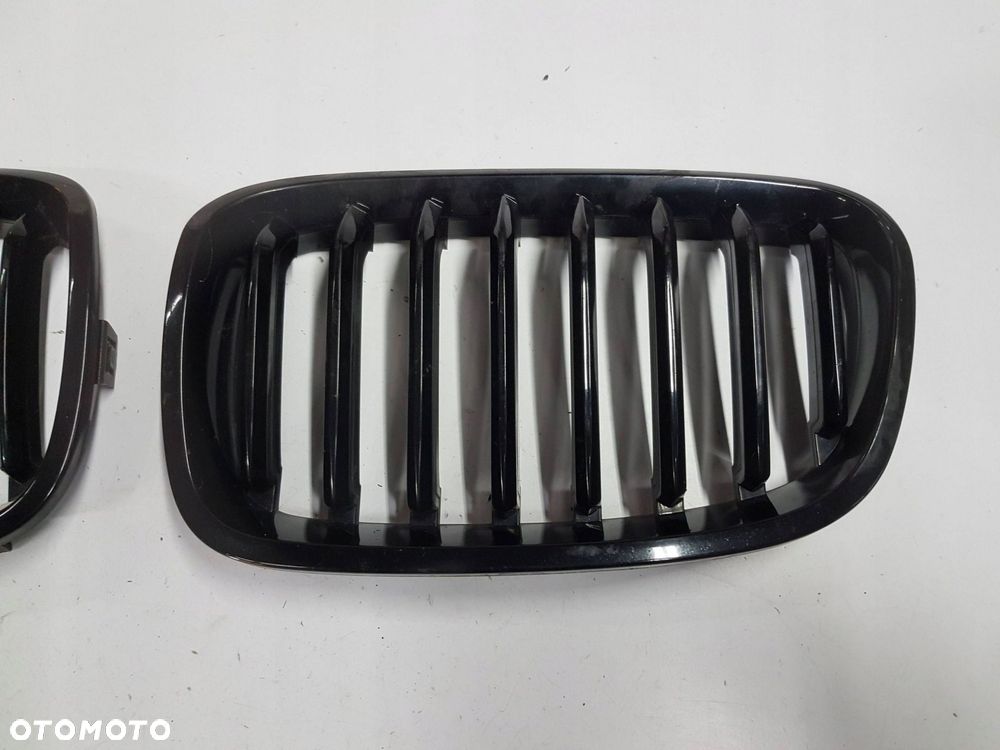 BMW 1 F20 F21 11-14r NERKI GRILL CZARNE KOMPLET - 3
