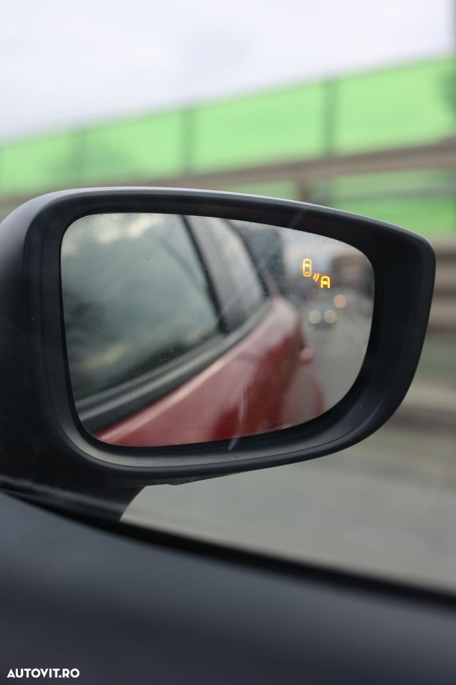 Mazda 2 SKYACTIV-D 105 Exclusive-Line - 32