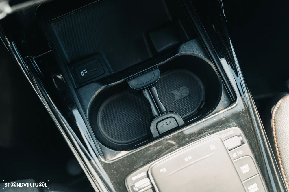 Mercedes-Benz A 45 AMG S 4Matic+ Speedshift DCT 8G - 39