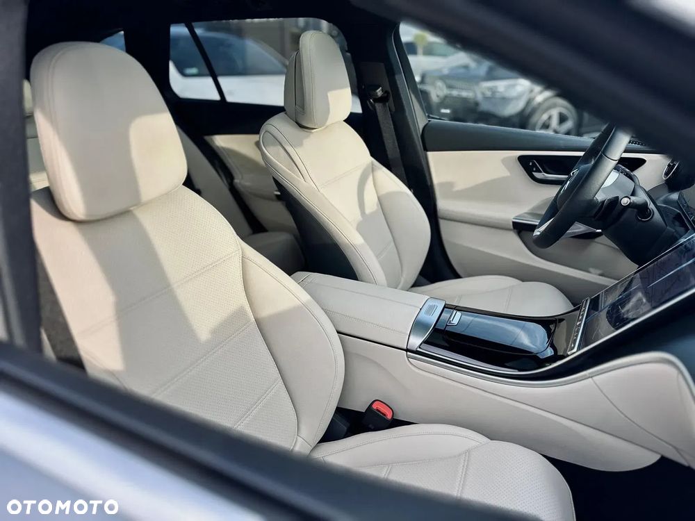 Mercedes-Benz Klasa C 300 de PHEV 4-Matic Avantgarde - 25