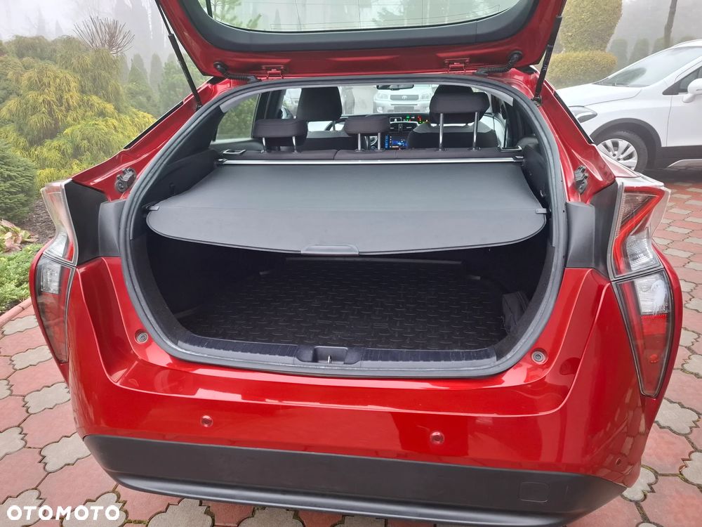 Toyota Prius Hybrid Executive - 23