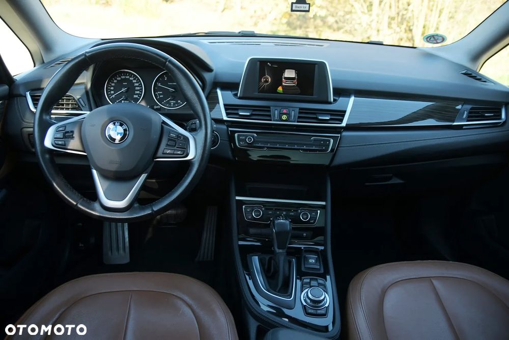 BMW Seria 2 218d Sport-Aut Luxury Line - 24