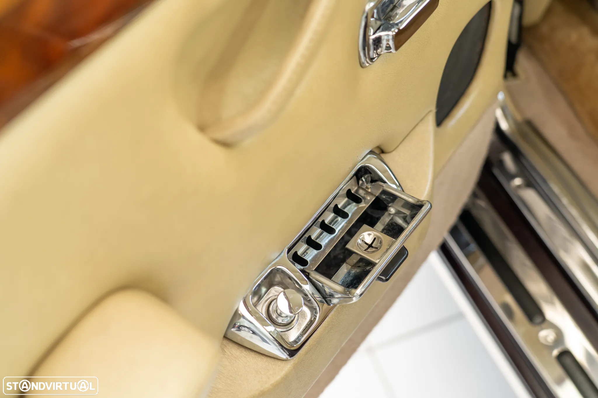 Rolls Royce Silver Shadow - 23