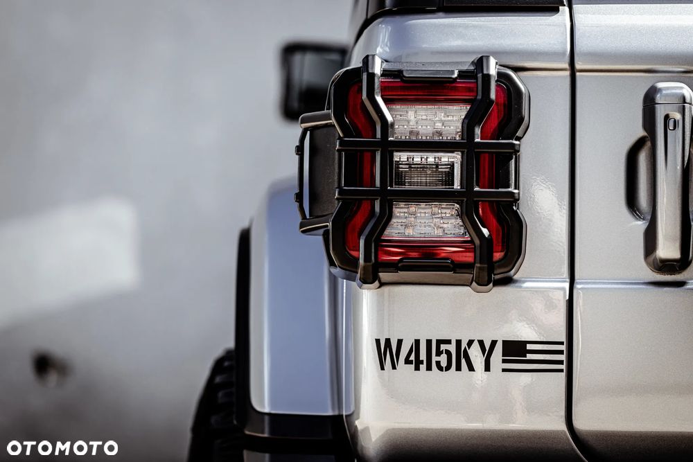 Jeep Wrangler - 28