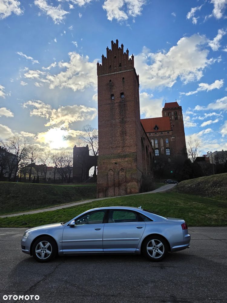 Audi A8 4.2 Quattro Langversion - 2