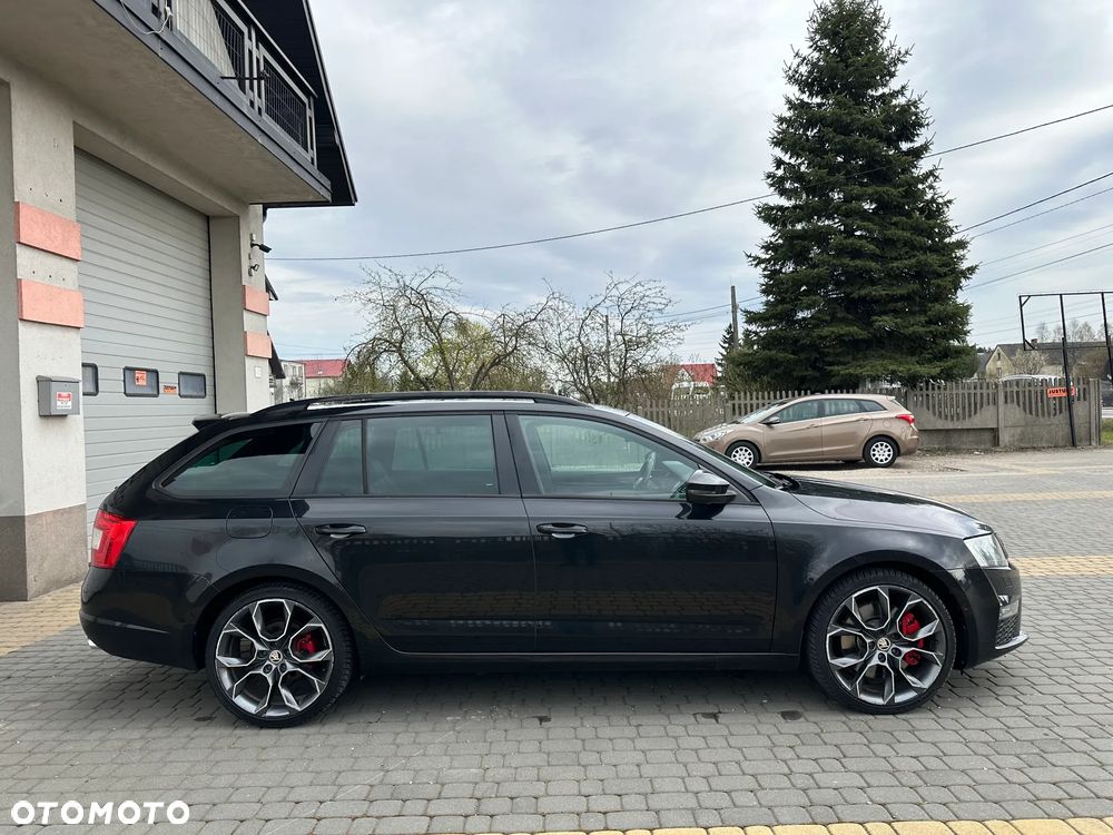 Skoda Octavia 2.0 TDI DSG RS - 4