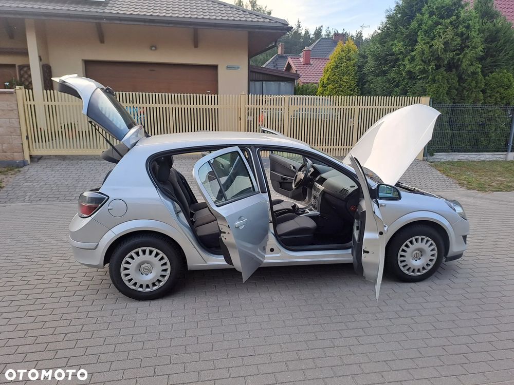 Opel Astra 1.6 - 13