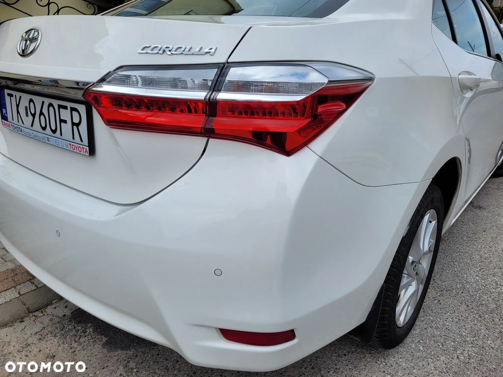Toyota Corolla 1.6 Comfort - 19