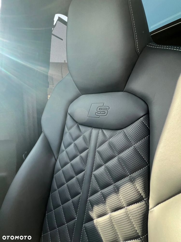 Audi SQ7 - 8