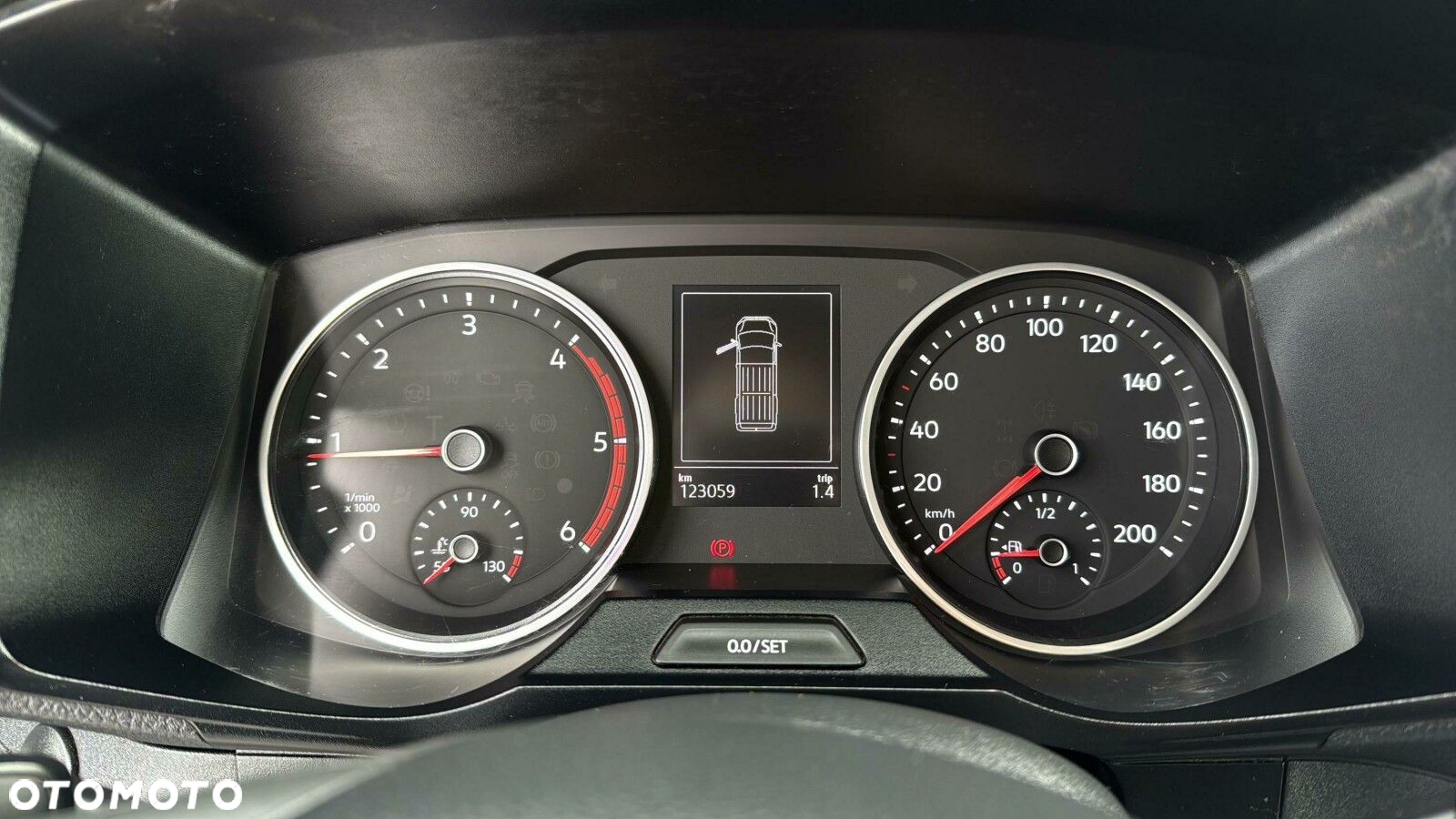 Volkswagen Crafter - 11