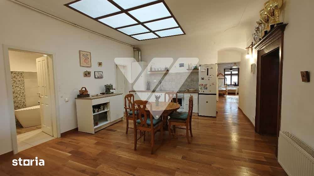 Apartament deosebit cu 3 camere in Centrul Istoric al Sibiului — fotografia 1