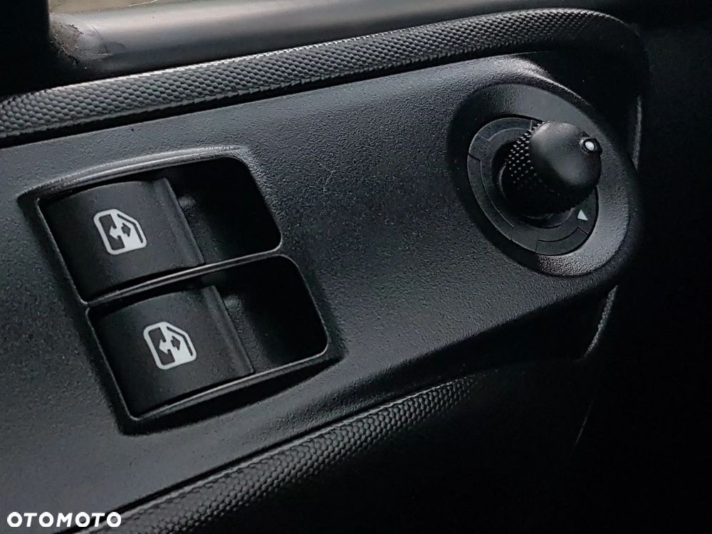 Iveco Daily 8EP KONTENER 4,14x2,21x2,20 KLIMA MANUAL KRAJOWY DMC 3500KG - 9