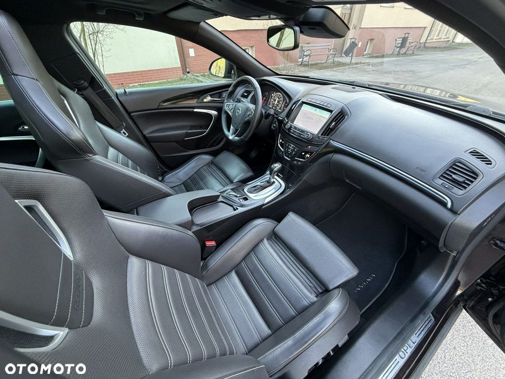Opel Insignia - 32