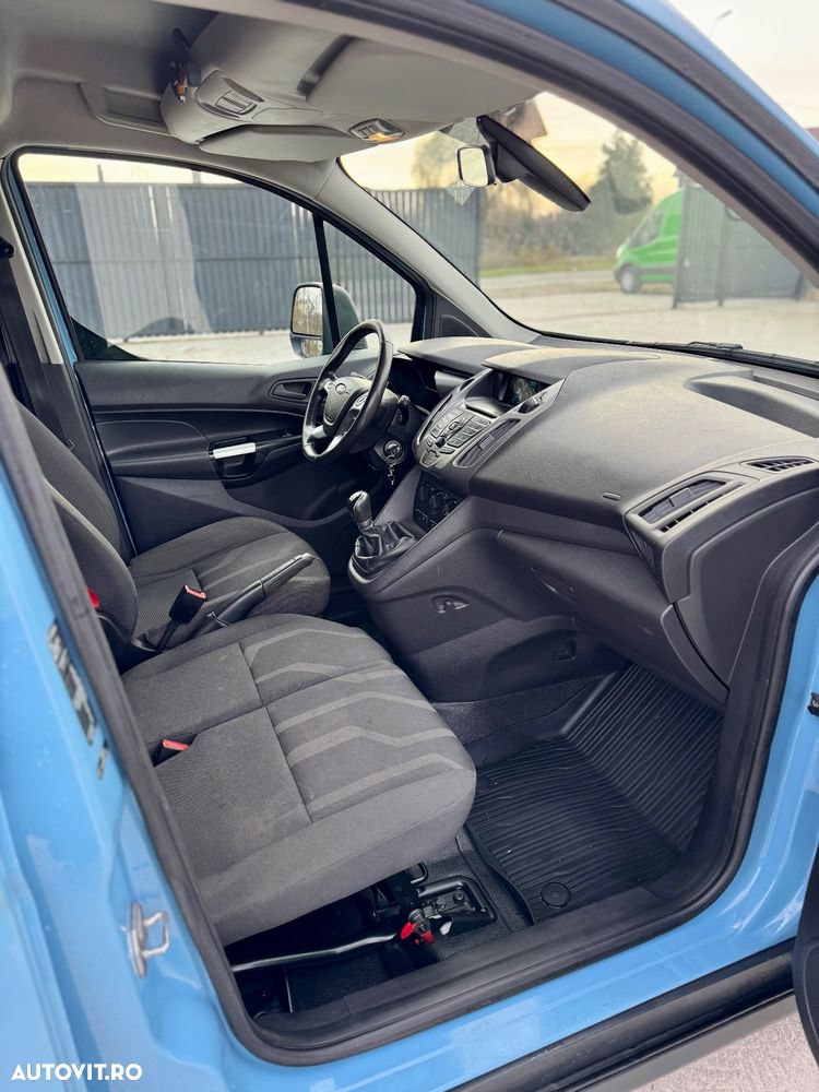Ford Transit Connect - 9