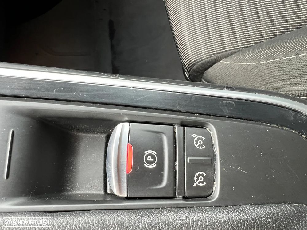 Renault Grand Scénic ENERGY dCi 110 EXPERIENCE - 11