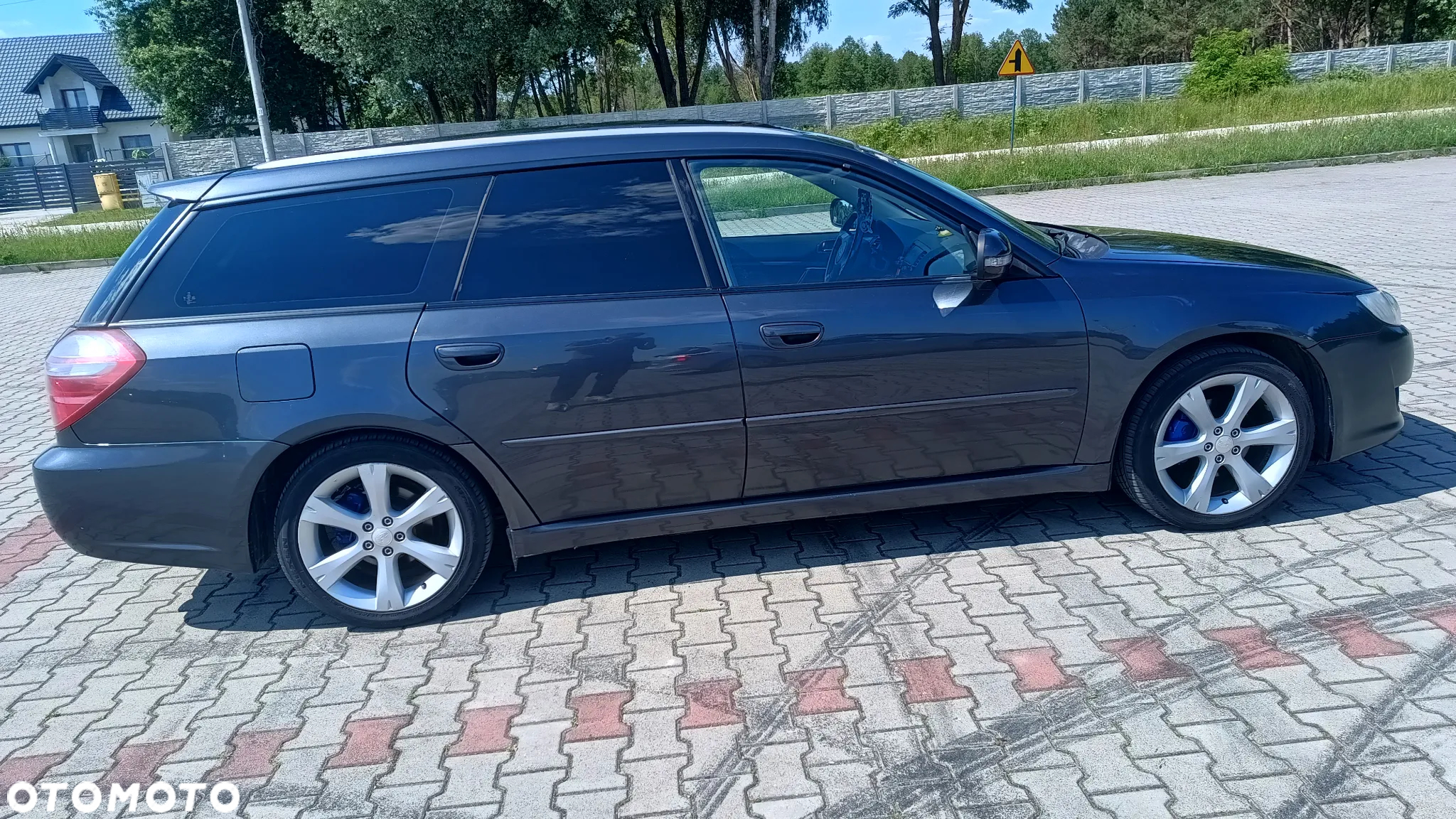 Subaru Legacy 2.0i Active - 3