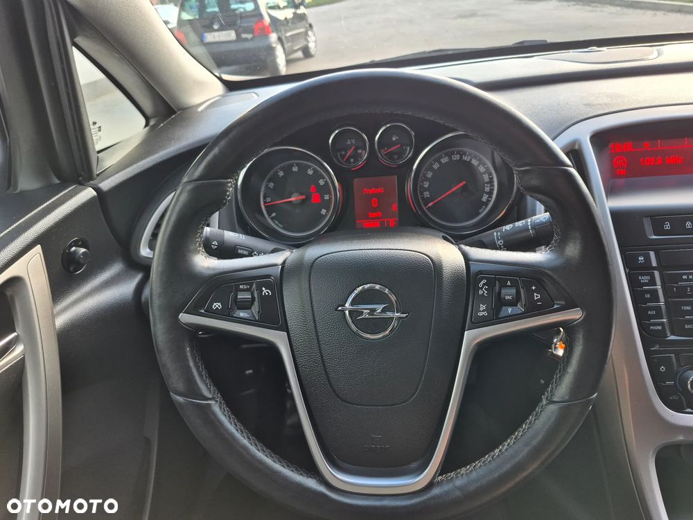 Opel Astra 1.4 Turbo - 12