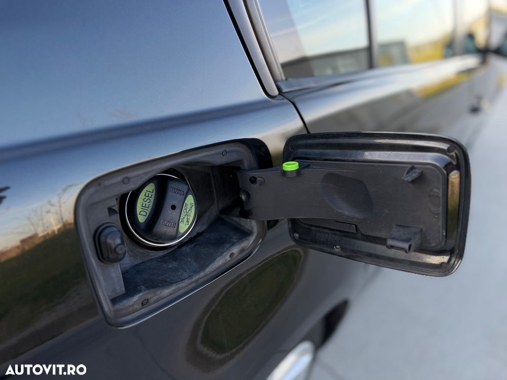 BMW Seria 3 320d DPF - 37