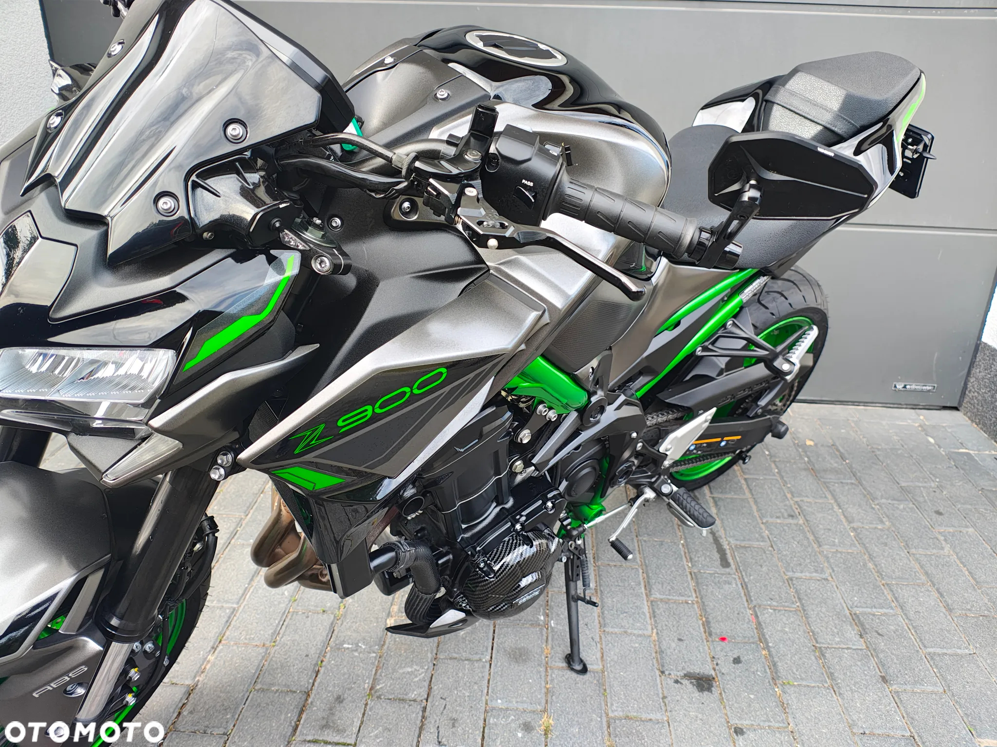 Kawasaki Z 900 - 18