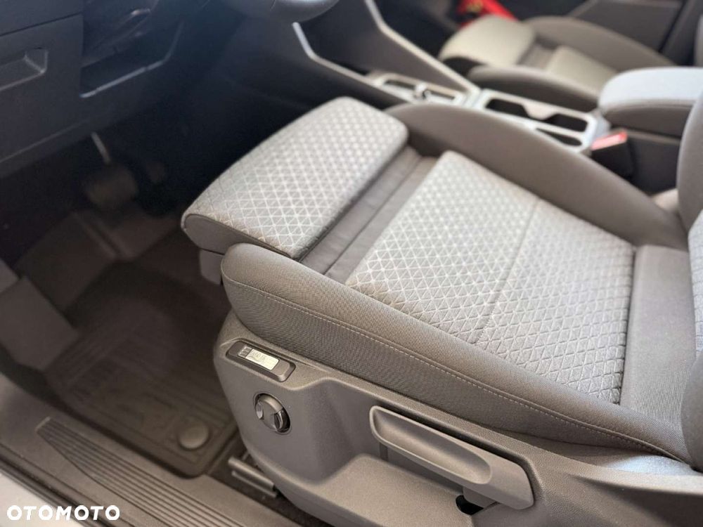 Ford Tourneo Connect - 15