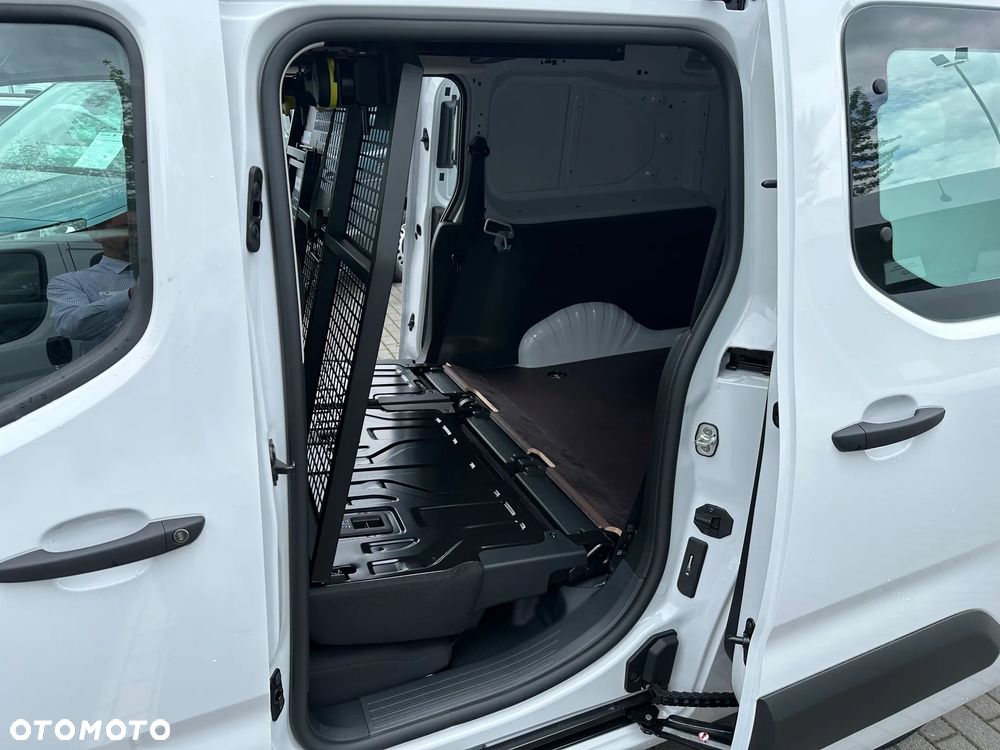 Fiat Doblo załogowy 5-osób - 15