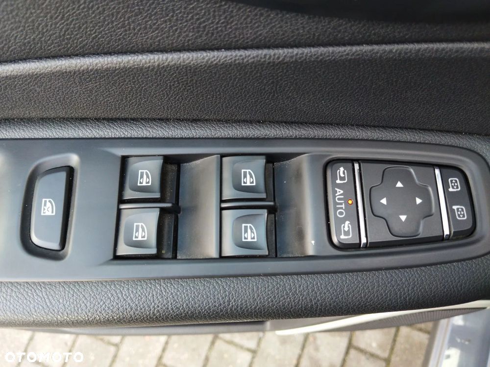 Renault Captur 0.9 Energy TCe Limited - 17