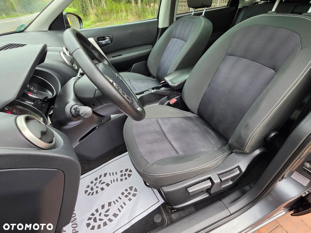 Nissan Qashqai 2.0 360 - 21