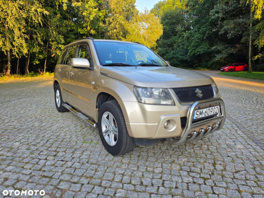 Suzuki Grand Vitara 2.0 Comfort - 5