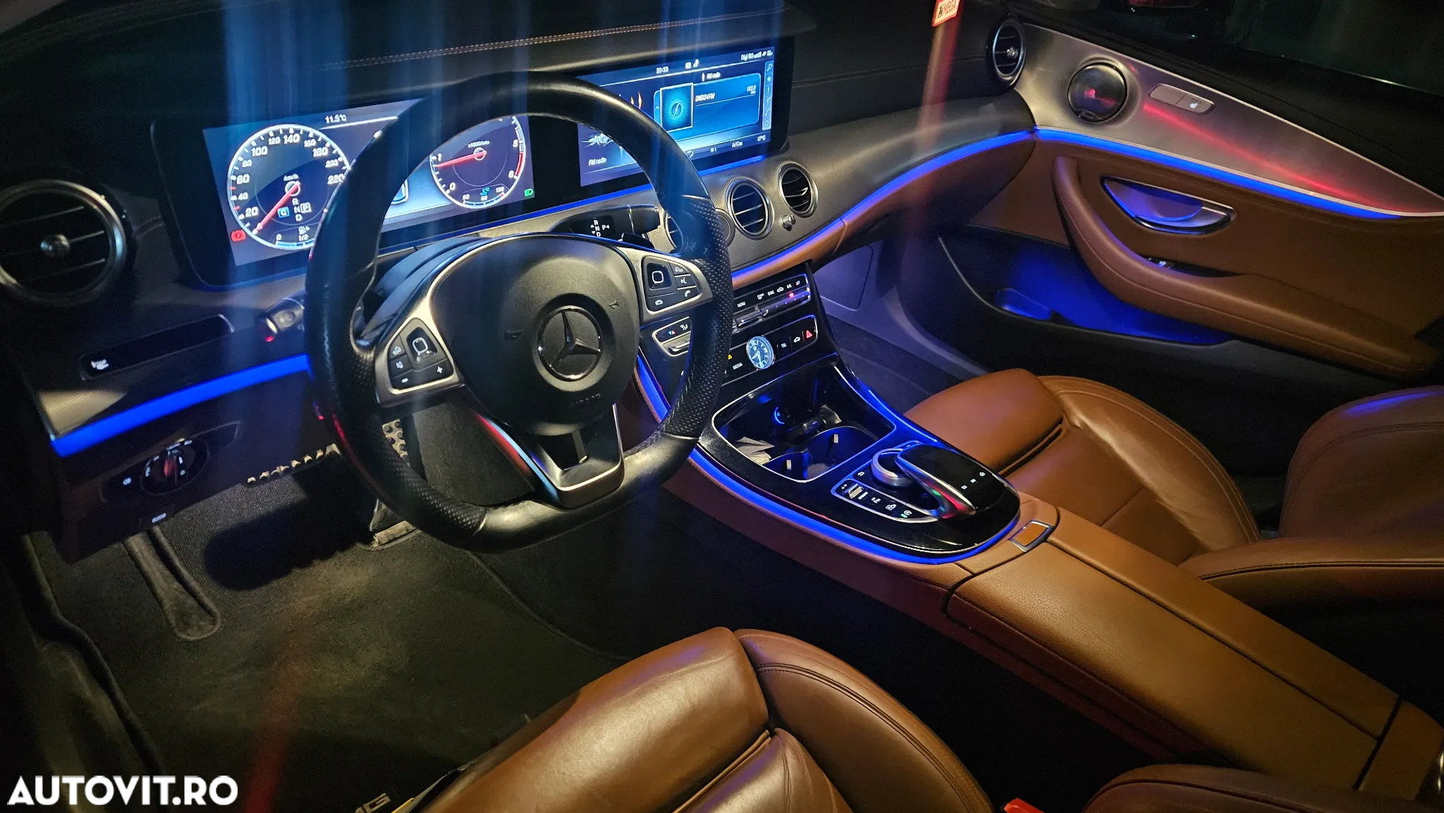 Mercedes-Benz E 220 d T 9G-TRONIC AMG Line - 35