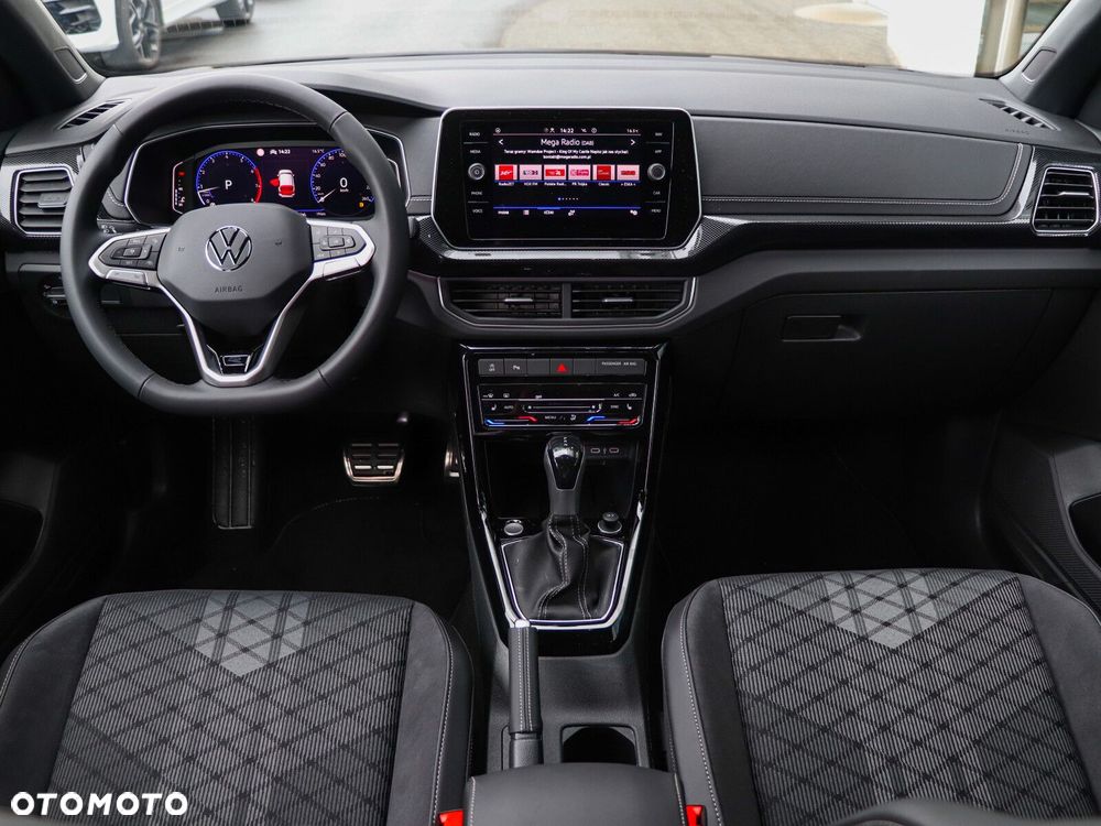 Volkswagen T-Cross - 12