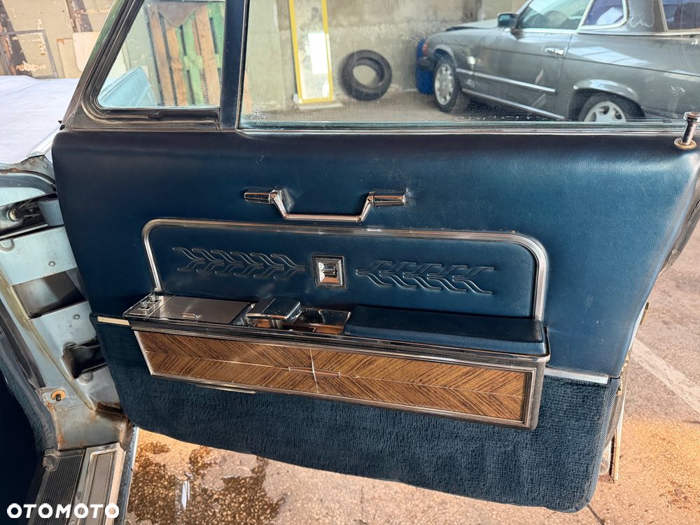 Lincoln Continental - 22