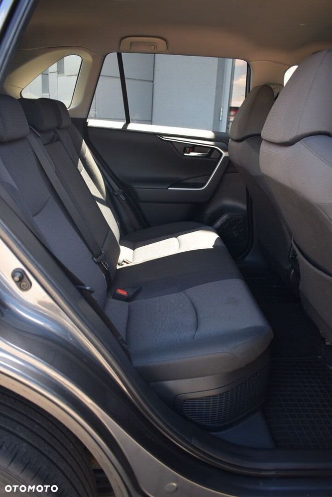 Toyota RAV4 - 15