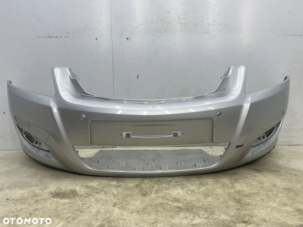 Zderzak przedni Opel Zafira B II 08-14r. Lift przód 4XPDC 13247273 - 1