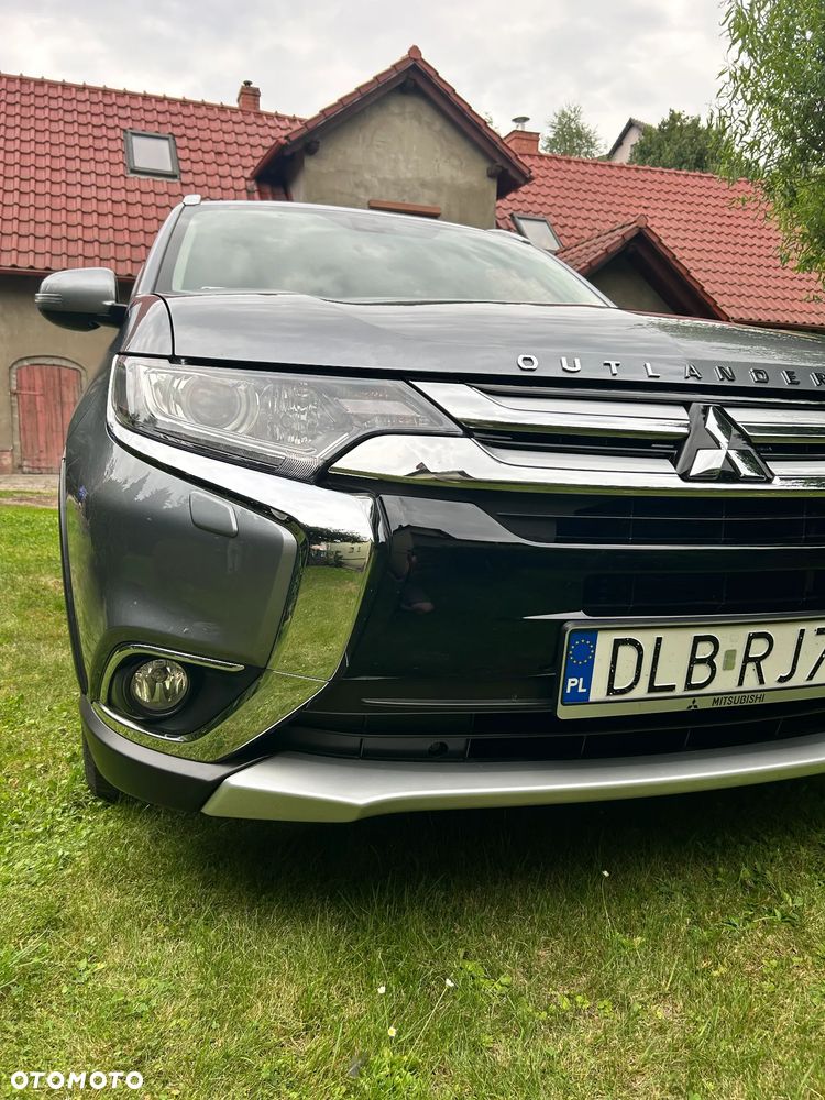 Mitsubishi Outlander 2.0 4WD CVT Diamant+ - 4