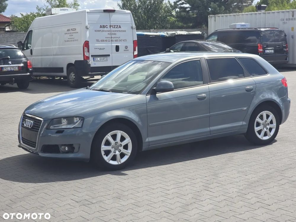 Audi A3 Sportback 1.6 TDI DPF S line Sportpaket - 1