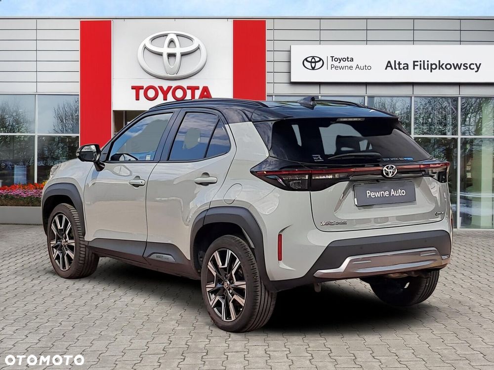 Toyota Yaris Cross Hybrid 1.5 Premiere Edition - 2