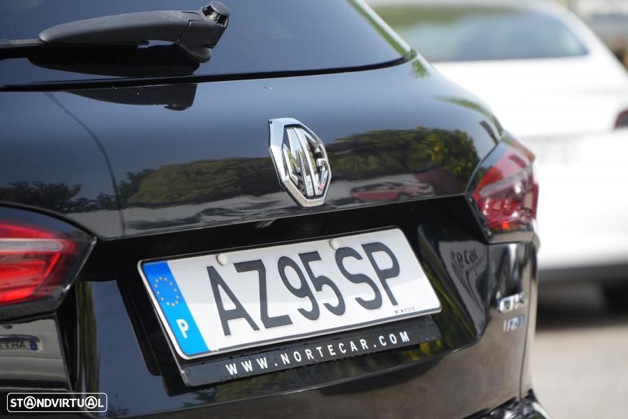MG EHS 1.5 T-GDI Plug-in Hybrid Luxury - 11