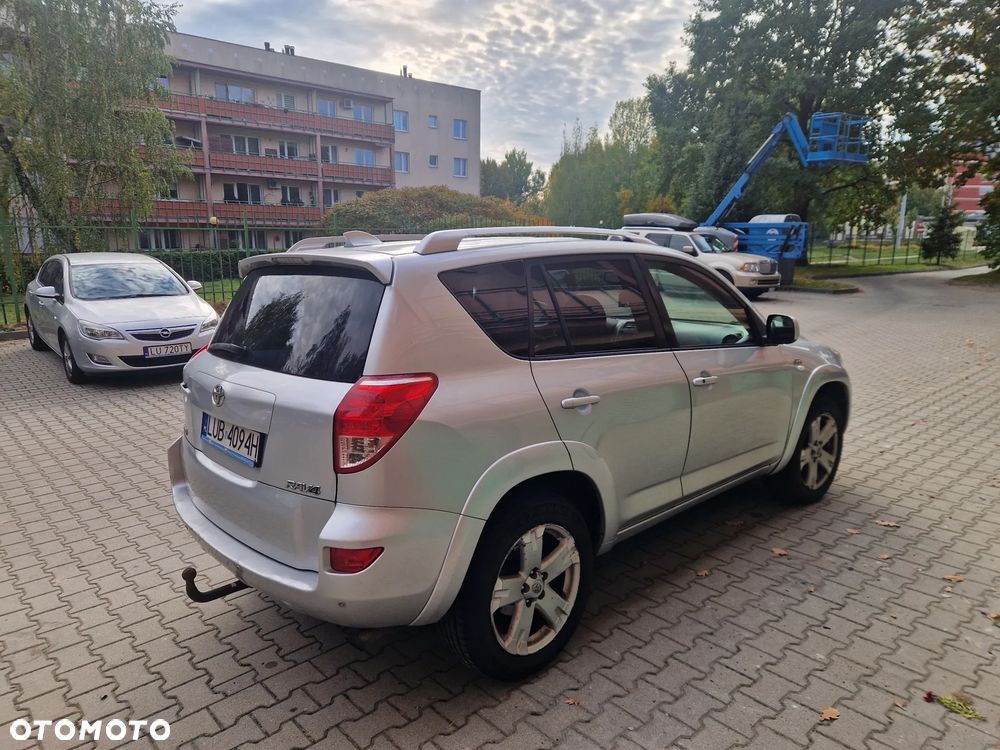 Toyota RAV4 2.2 D-4D Sol 180 - 9