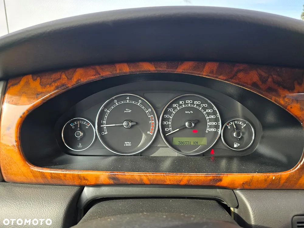 Jaguar X-Type - 27